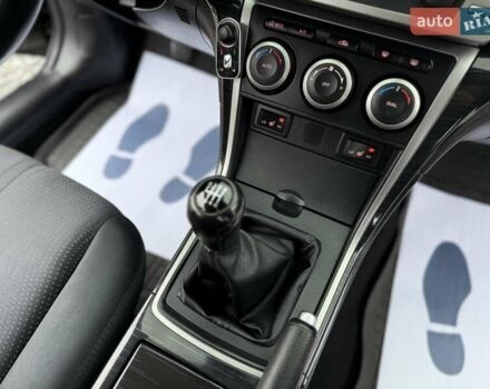 Черный Мазда 6, объемом двигателя 2.2 л и пробегом 250 тыс. км за 6150 $, фото 76 на Automoto.ua