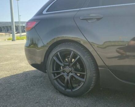 Черный Мазда 6, объемом двигателя 2 л и пробегом 251 тыс. км за 7000 $, фото 6 на Automoto.ua