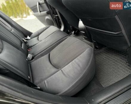 Черный Мазда 6, объемом двигателя 2.2 л и пробегом 250 тыс. км за 6150 $, фото 83 на Automoto.ua