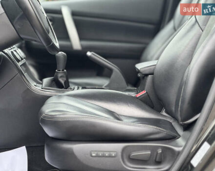 Чорний Мазда 6, об'ємом двигуна 2 л та пробігом 249 тис. км за 6999 $, фото 24 на Automoto.ua