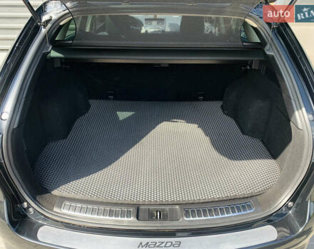 Черный Мазда 6, объемом двигателя 2.18 л и пробегом 258 тыс. км за 7700 $, фото 16 на Automoto.ua