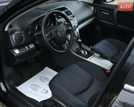 Черный Мазда 6, объемом двигателя 2 л и пробегом 191 тыс. км за 7999 $, фото 16 на Automoto.ua