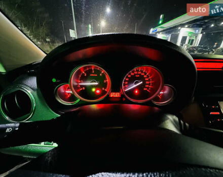 Черный Мазда 6, объемом двигателя 2.18 л и пробегом 237 тыс. км за 6700 $, фото 9 на Automoto.ua