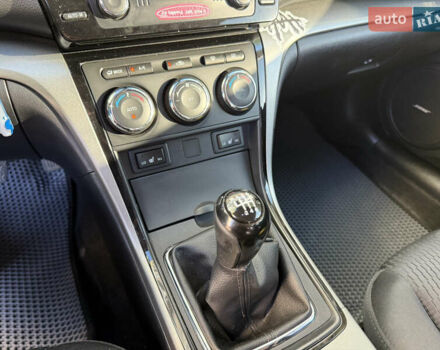 Чорний Мазда 6, об'ємом двигуна 2.2 л та пробігом 296 тис. км за 7500 $, фото 18 на Automoto.ua