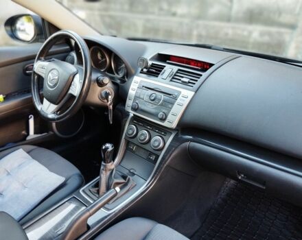 Черный Мазда 6, объемом двигателя 2 л и пробегом 270 тыс. км за 6800 $, фото 6 на Automoto.ua