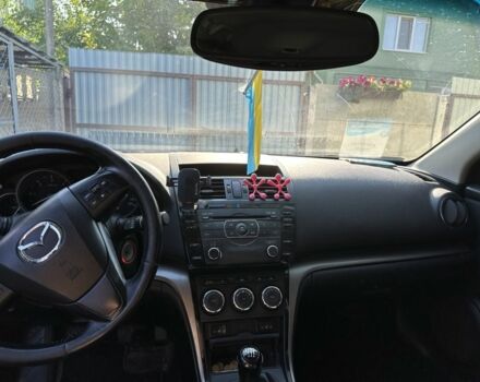 Черный Мазда 6, объемом двигателя 2.2 л и пробегом 304 тыс. км за 7500 $, фото 9 на Automoto.ua