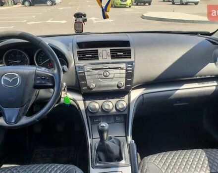 Чорний Мазда 6, об'ємом двигуна 2.2 л та пробігом 290 тис. км за 7000 $, фото 12 на Automoto.ua