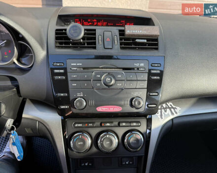 Чорний Мазда 6, об'ємом двигуна 2.2 л та пробігом 296 тис. км за 7500 $, фото 10 на Automoto.ua