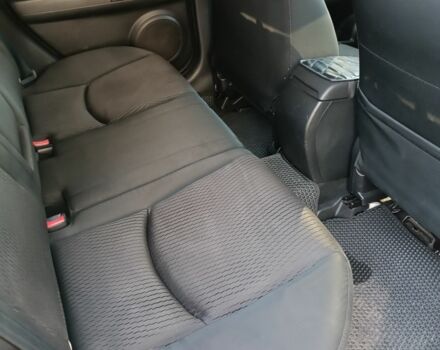 Чорний Мазда 6, об'ємом двигуна 2.2 л та пробігом 300 тис. км за 8200 $, фото 4 на Automoto.ua