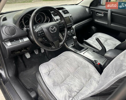 Черный Мазда 6, объемом двигателя 2.18 л и пробегом 321 тыс. км за 6400 $, фото 14 на Automoto.ua