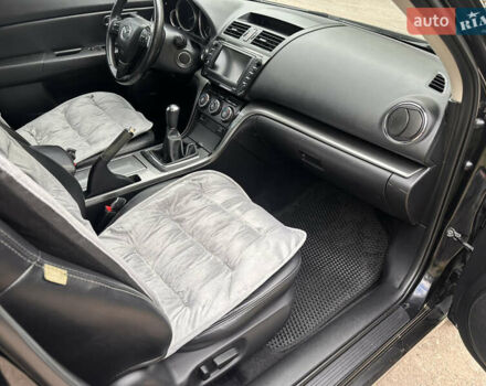 Черный Мазда 6, объемом двигателя 2.18 л и пробегом 321 тыс. км за 6400 $, фото 21 на Automoto.ua