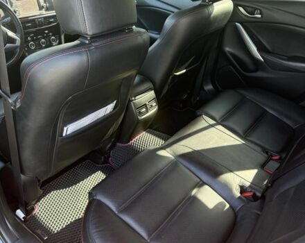 Черный Мазда 6, объемом двигателя 2.2 л и пробегом 272 тыс. км за 12500 $, фото 16 на Automoto.ua