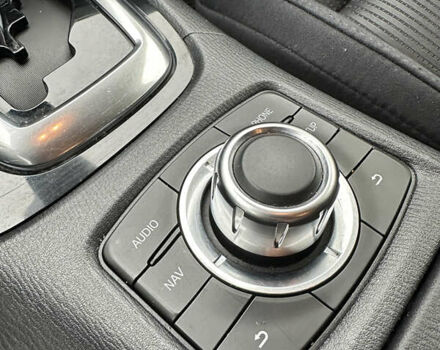 Черный Мазда 6, объемом двигателя 2.2 л и пробегом 266 тыс. км за 10600 $, фото 11 на Automoto.ua