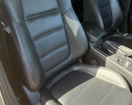 Черный Мазда 6, объемом двигателя 2.2 л и пробегом 272 тыс. км за 12500 $, фото 23 на Automoto.ua