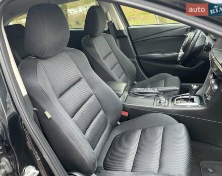 Черный Мазда 6, объемом двигателя 2.18 л и пробегом 240 тыс. км за 9500 $, фото 16 на Automoto.ua