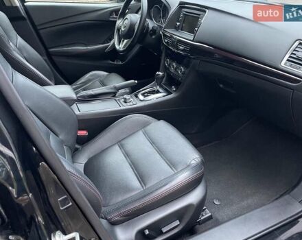 Черный Мазда 6, объемом двигателя 2.18 л и пробегом 175 тыс. км за 11000 $, фото 19 на Automoto.ua