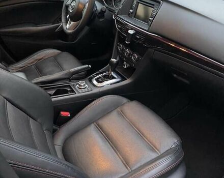 Черный Мазда 6, объемом двигателя 2.19 л и пробегом 300 тыс. км за 12200 $, фото 8 на Automoto.ua