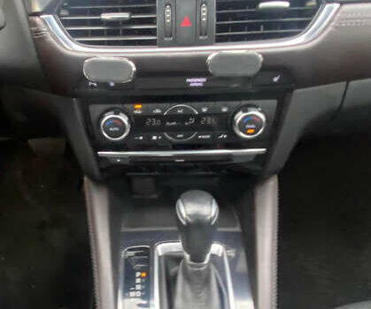 Чорний Мазда 6, об'ємом двигуна 2.2 л та пробігом 175 тис. км за 14900 $, фото 10 на Automoto.ua