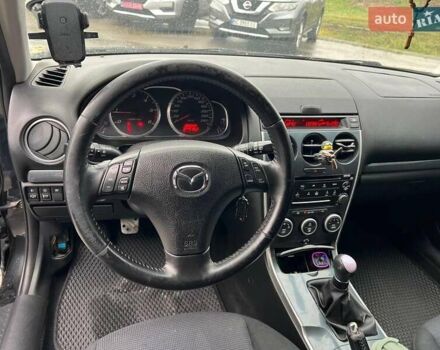 Чорний Мазда 6, об'ємом двигуна 2 л та пробігом 285 тис. км за 3240 $, фото 17 на Automoto.ua