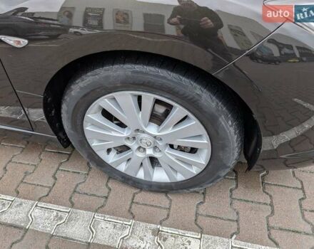 Черный Мазда 6, объемом двигателя 2 л и пробегом 197 тыс. км за 8000 $, фото 2 на Automoto.ua