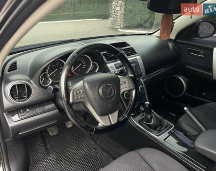 Черный Мазда 6, объемом двигателя 2 л и пробегом 240 тыс. км за 7600 $, фото 18 на Automoto.ua