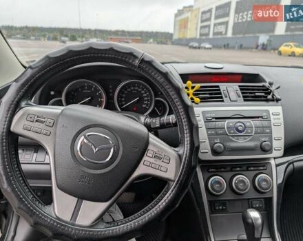 Черный Мазда 6, объемом двигателя 2 л и пробегом 197 тыс. км за 8000 $, фото 12 на Automoto.ua