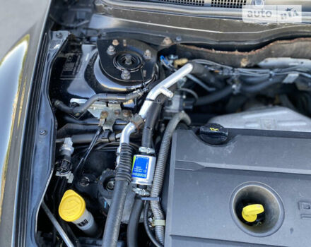 Черный Мазда 6, объемом двигателя 1.8 л и пробегом 184 тыс. км за 7100 $, фото 15 на Automoto.ua