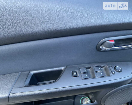 Черный Мазда 6, объемом двигателя 1.8 л и пробегом 184 тыс. км за 7100 $, фото 19 на Automoto.ua