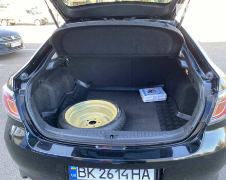 Черный Мазда 6, объемом двигателя 1.8 л и пробегом 184 тыс. км за 7100 $, фото 16 на Automoto.ua