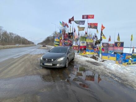 Чорний Мазда 6, об'ємом двигуна 2 л та пробігом 239 тис. км за 5400 $, фото 1 на Automoto.ua