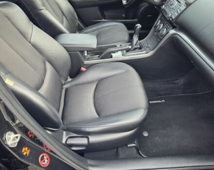 Черный Мазда 6, объемом двигателя 2.2 л и пробегом 307 тыс. км за 5900 $, фото 1 на Automoto.ua