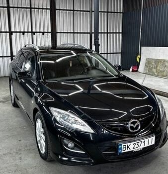 Черный Мазда 6, объемом двигателя 2.18 л и пробегом 277 тыс. км за 7500 $, фото 1 на Automoto.ua