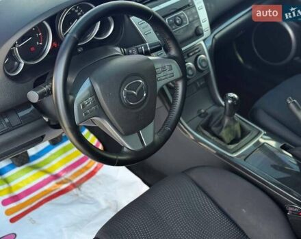 Фиолетовый Мазда 6, объемом двигателя 2 л и пробегом 251 тыс. км за 5999 $, фото 7 на Automoto.ua