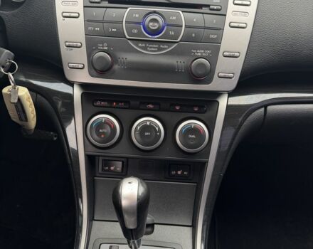 Фиолетовый Мазда 6, объемом двигателя 2 л и пробегом 173 тыс. км за 5500 $, фото 7 на Automoto.ua