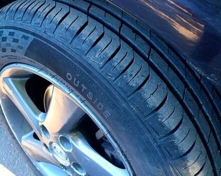 Фиолетовый Мазда 6, объемом двигателя 2 л и пробегом 360 тыс. км за 3500 $, фото 4 на Automoto.ua