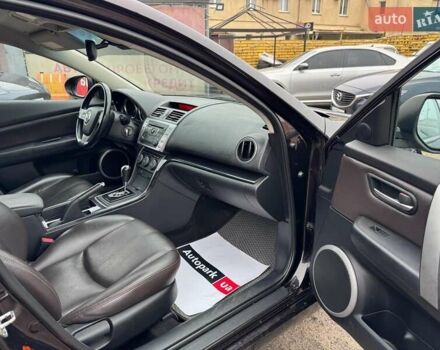 Фіолетовий Мазда 6, об'ємом двигуна 2 л та пробігом 280 тис. км за 6400 $, фото 12 на Automoto.ua