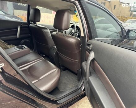 Фіолетовий Мазда 6, об'ємом двигуна 2 л та пробігом 280 тис. км за 6400 $, фото 11 на Automoto.ua