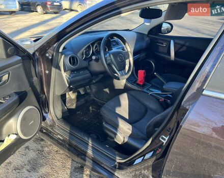 Фиолетовый Мазда 6, объемом двигателя 2.01 л и пробегом 280 тыс. км за 7700 $, фото 12 на Automoto.ua