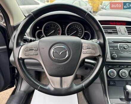 Фіолетовий Мазда 6, об'ємом двигуна 2 л та пробігом 280 тис. км за 6400 $, фото 18 на Automoto.ua