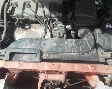 Красный Мазда 6, объемом двигателя 1.8 л и пробегом 294 тыс. км за 1500 $, фото 2 на Automoto.ua