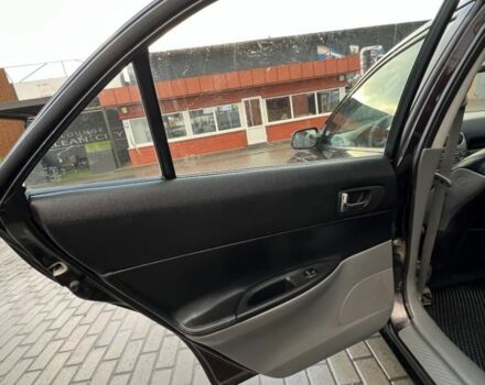 Червоний Мазда 6, об'ємом двигуна 1.8 л та пробігом 200 тис. км за 2900 $, фото 17 на Automoto.ua