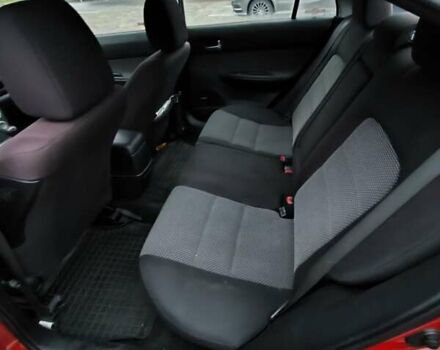 Красный Мазда 6, объемом двигателя 2 л и пробегом 248 тыс. км за 3900 $, фото 6 на Automoto.ua