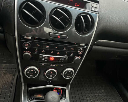 Красный Мазда 6, объемом двигателя 2 л и пробегом 377 тыс. км за 5400 $, фото 8 на Automoto.ua