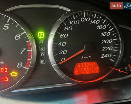 Красный Мазда 6, объемом двигателя 2 л и пробегом 377 тыс. км за 5400 $, фото 4 на Automoto.ua