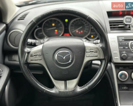 Червоний Мазда 6, об'ємом двигуна 2 л та пробігом 144 тис. км за 7600 $, фото 34 на Automoto.ua