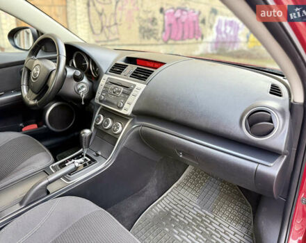 Червоний Мазда 6, об'ємом двигуна 2 л та пробігом 258 тис. км за 6000 $, фото 18 на Automoto.ua