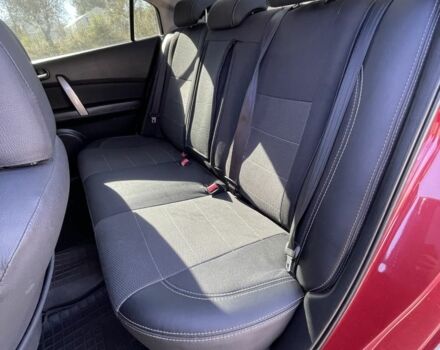 Красный Мазда 6, объемом двигателя 2 л и пробегом 213 тыс. км за 7500 $, фото 6 на Automoto.ua