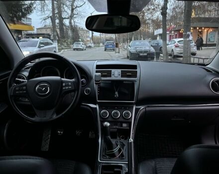 Красный Мазда 6, объемом двигателя 2.5 л и пробегом 295 тыс. км за 7000 $, фото 6 на Automoto.ua