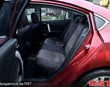 Красный Мазда 6, объемом двигателя 2 л и пробегом 185 тыс. км за 7700 $, фото 9 на Automoto.ua