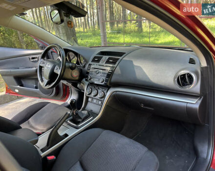 Мазда 6 2011 у Чернігові на Automoto.ua Червоний Мазда 6, об'ємом двигуна 1.8 л та пробігом 270 тис. км за 7300 $, фото 24 на Automoto.ua